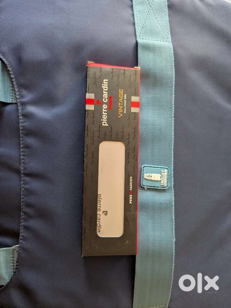 New Uppercase 03 messenger bag with pen and dairy