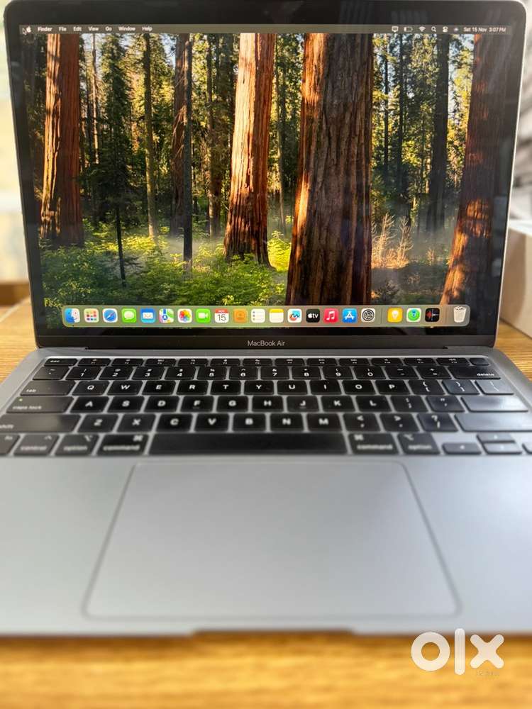 2020 / 13 inch air m1 8/256