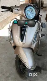 Bajaj Chetak Premium 2024