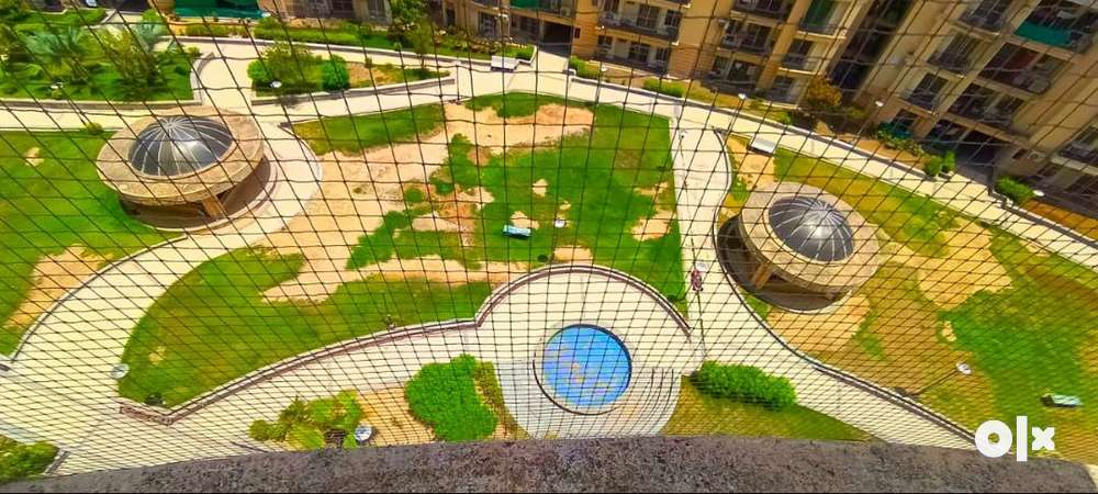 3 BHK FLAT IN GATED TOWNSHIP WITH 3 BALCONIES.