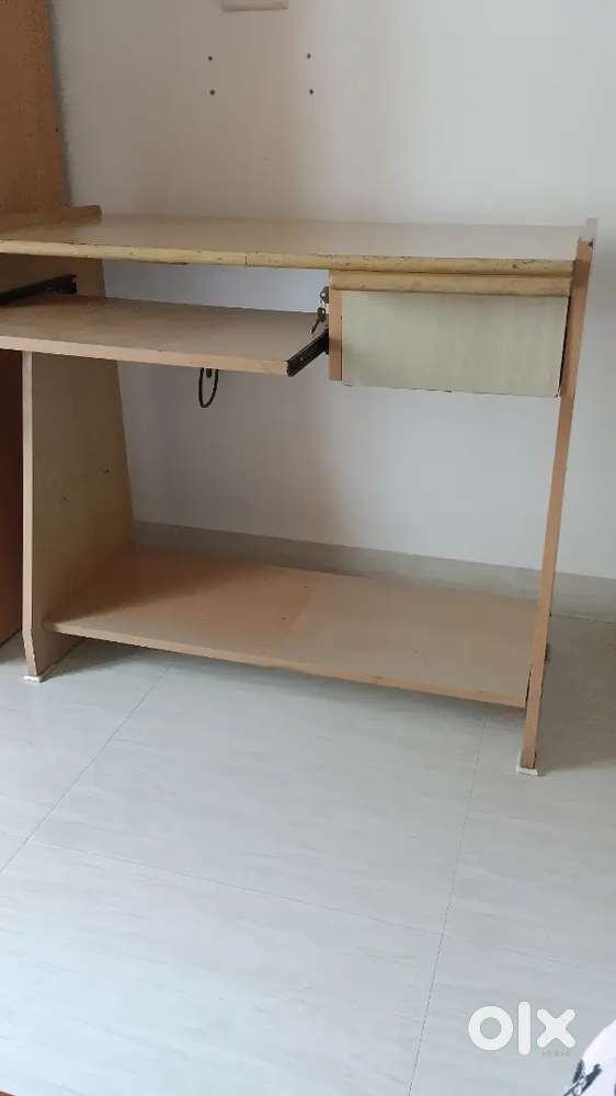 Computer cum study table