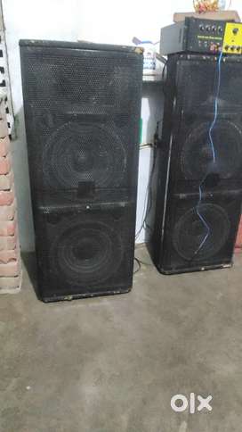 15 inch speakers// amplifier//dj//sound //sound system//dj top