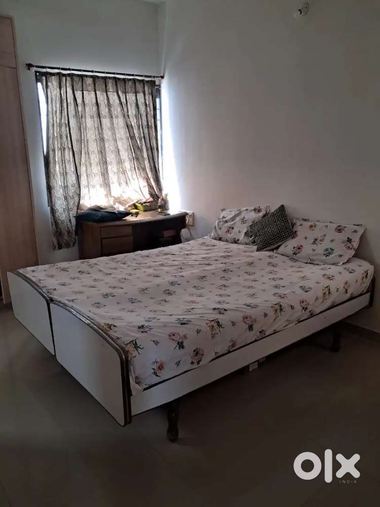 2 single beds with double bed mattress