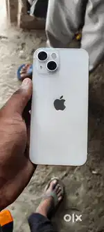 iPhone 13 128gb brand new  phone Par ek Bhi scratch nhi hai battery 90