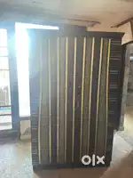 Wooden almirah/ wadrobe