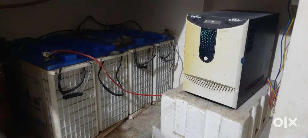 Inverter 2.5KW and Batteries for sale