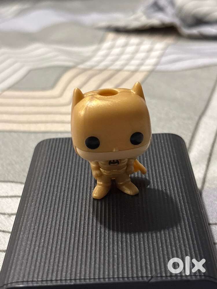 The Special GOLDEN BATMAN from kinder joy