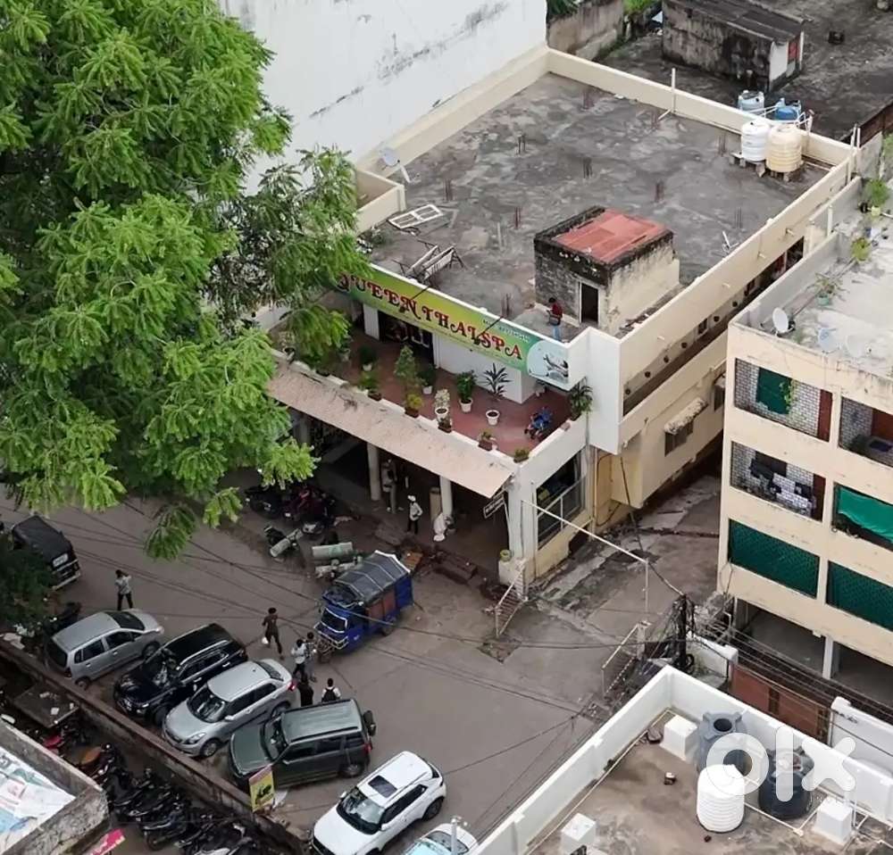 Commercial Building For Sale