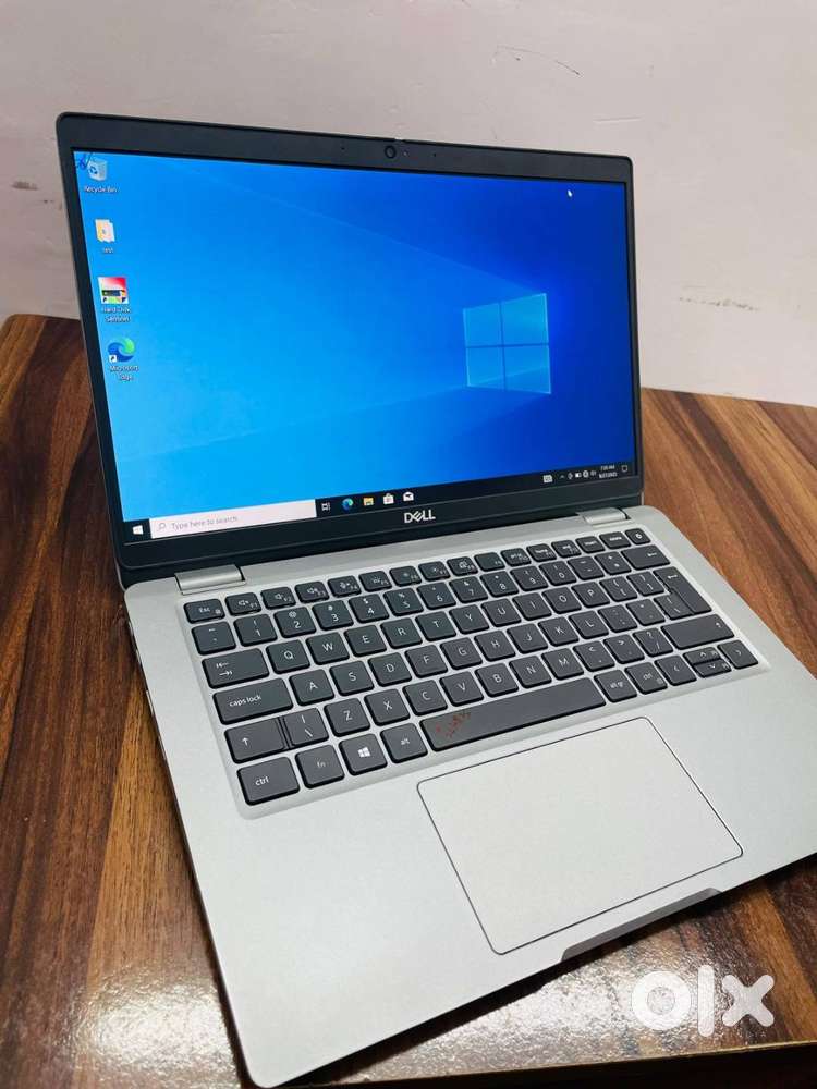Dell Core i7/ 11th Gen/ 8GB/ 256GB SSD/ 4GB Iris Graphics Laptop