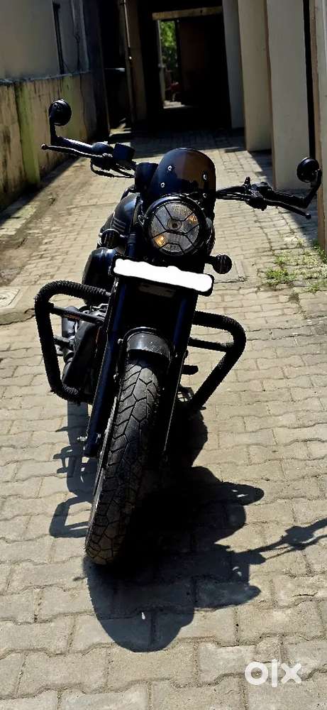 Jawa 42 black