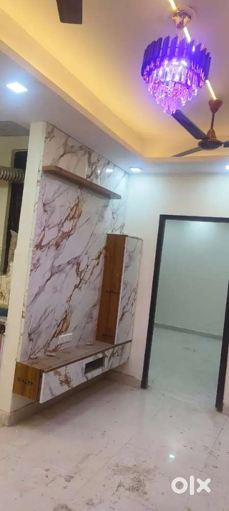 2 BHK flat ready to move reasonable price
