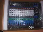 12 chanel mixer with flight case