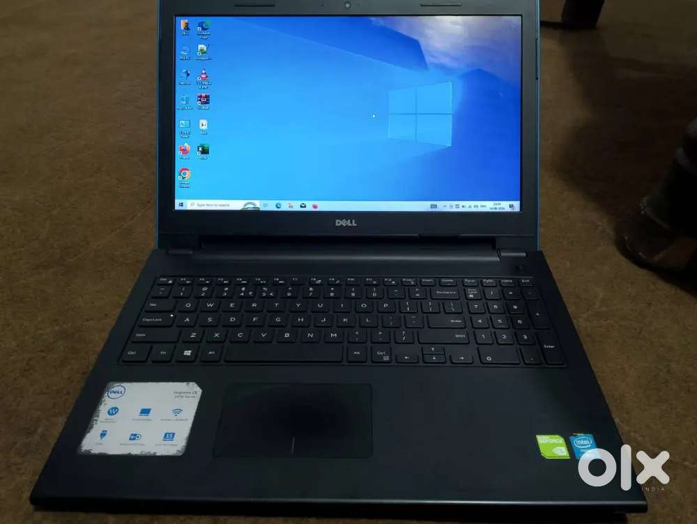 Good looking slim desgine Dell laptop i7 4th gen