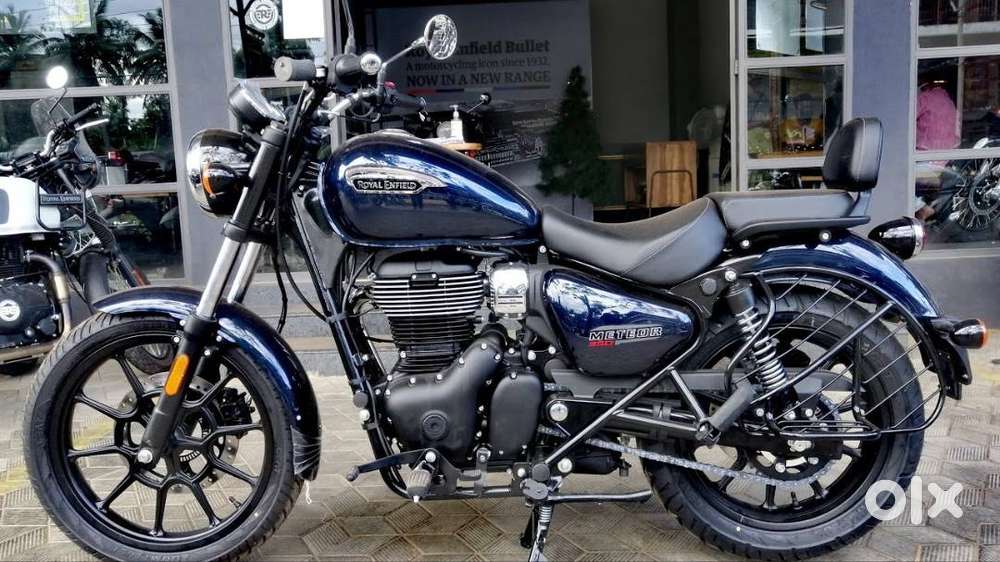 Royal Enfield Stellar Blue Meteor 350