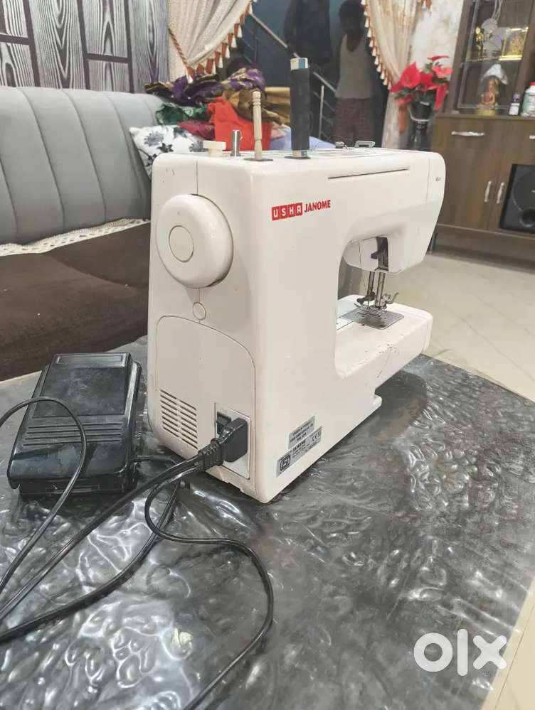 Electronic Sewing Machine