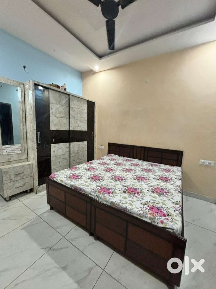 2Bhk flat for rent 20000/fully furnished sec 115 kharar landran road