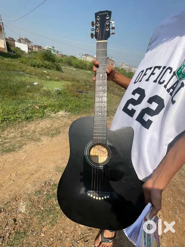 Guitar new condition