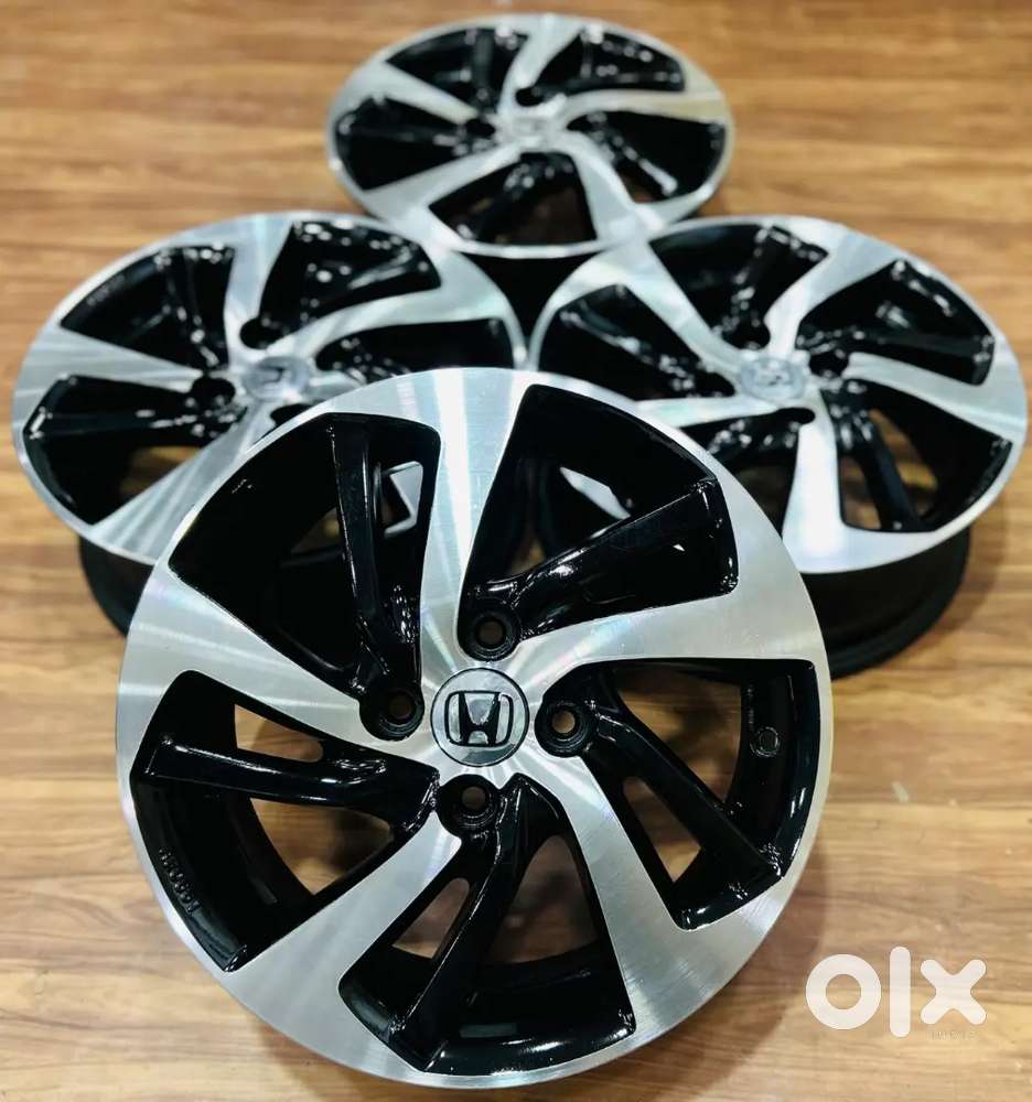 15inch Honda Amaze Brio OEM Alloys set of 4 lite used