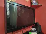 LG 32 inches LCD TELEVISION