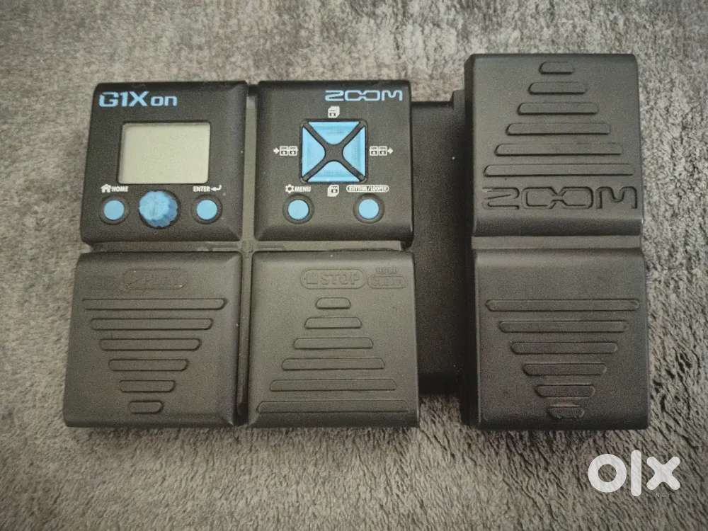G1XON Zoom Pedal – Premium Sound, Great ConditionSlightly Negotiable.