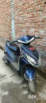 Electronic scoot