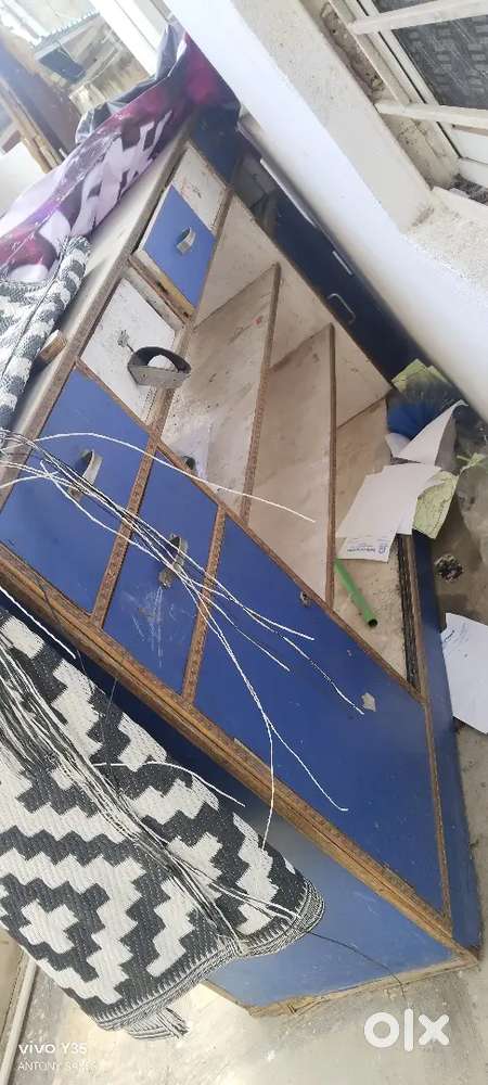 Shop Counter