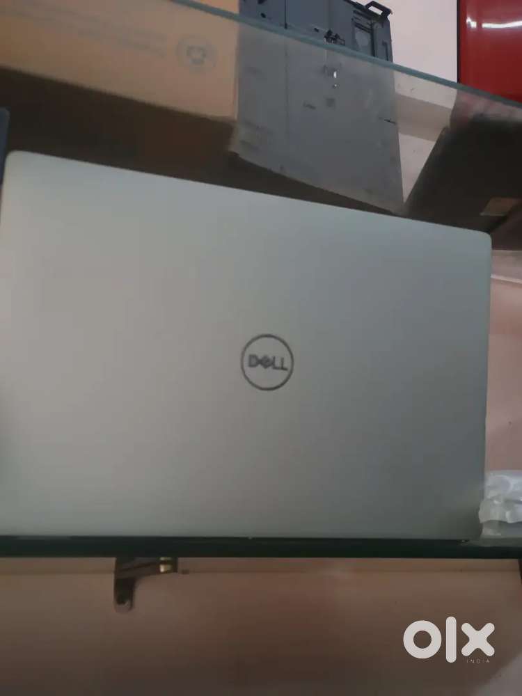 Laptop CORE I5 11TH GEN 8GB/256SSD /intel HD graphics UNBELIEVABLE ₹27