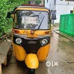 Good condition vehicle bajaj maxima z