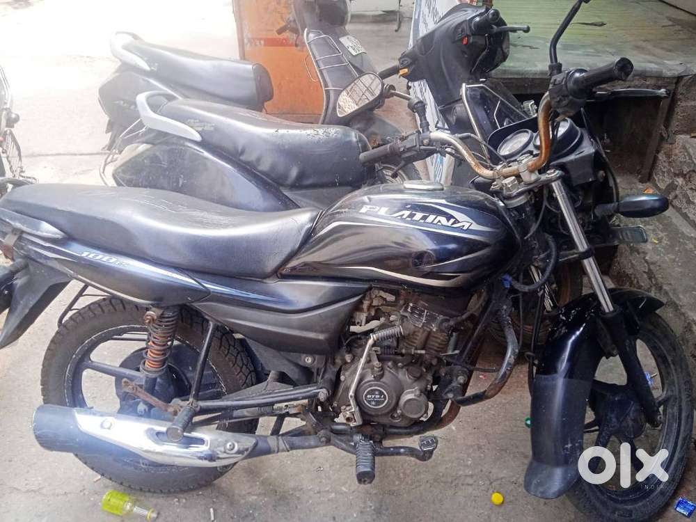 WANT TO SELL MY BAJAJ PLATINA (2016) MODEL