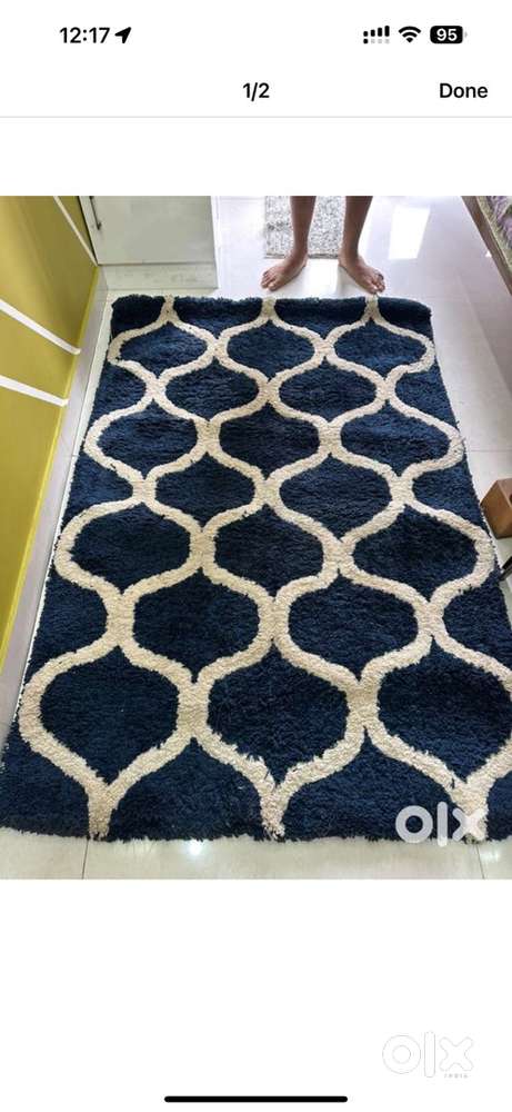 Branded Microfiber Carpet -6x4 feet, slightly used