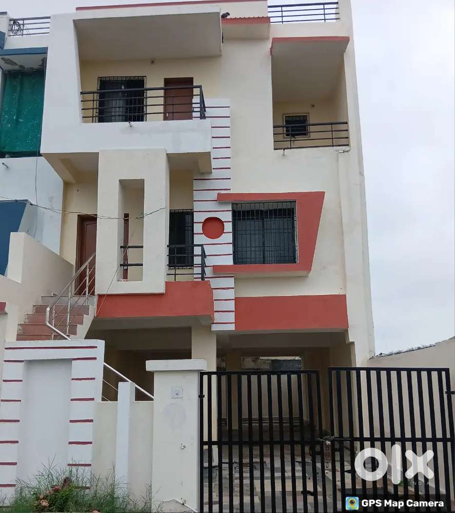 Bachelors and family Flat and Bungalow available