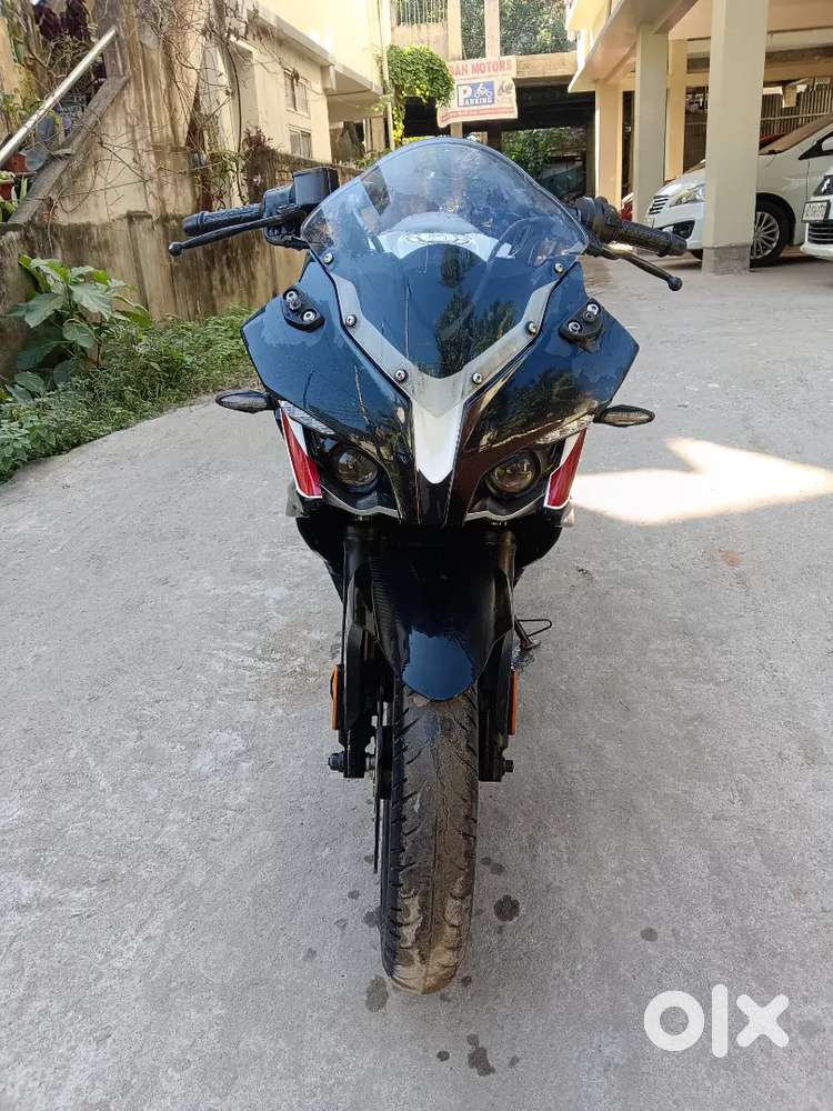Bajaj RS200 bike is on showroom condition.New condition