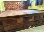 Royaloak seesham wood king size bed @ 24000