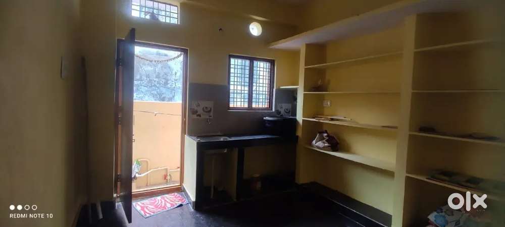 It's good  for family  between  4 r 5 members