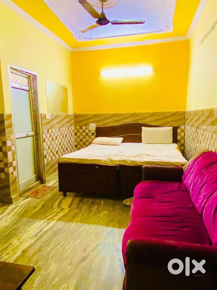 Pg for boys with food near sector 58 59 74 75 Phase 1 3 5 7 8
