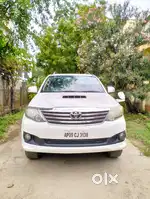 Toyota Fortuner 3.0 4x4 Manual, 2012, Diesel