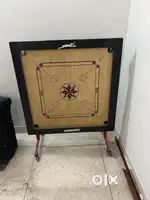 Carrom Board With Stand