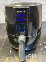 Selling Havells air fryer with digital display!