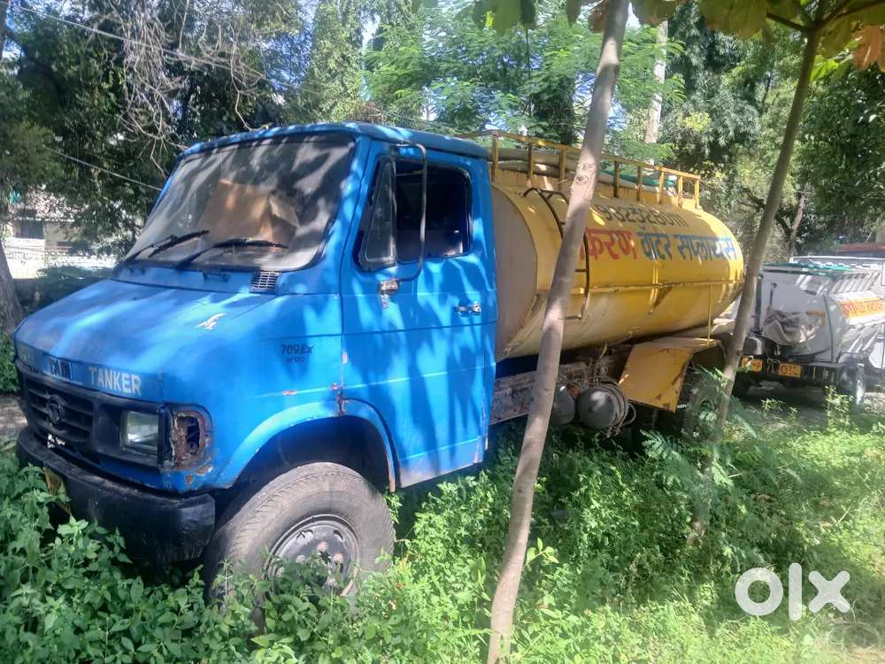 Tata tanker running vhecle good condition Peper due