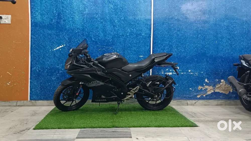 YAMAHA R15 V3 S