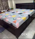 New King Size bed with storage in sheesham wood for sale