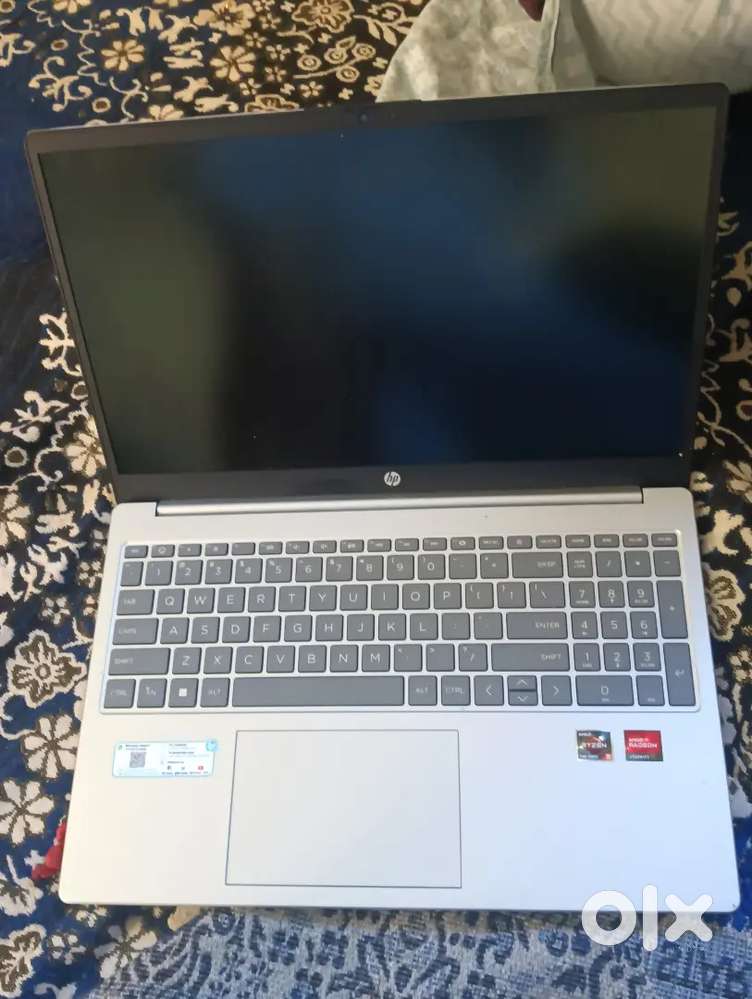 1

HP NOTE-BOOK PC HP 15 FC0411AU-HP