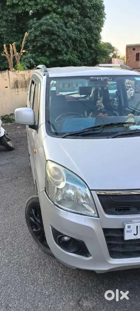 Maruti Suzuki Wagon R 2013 Petrol Well Maintained