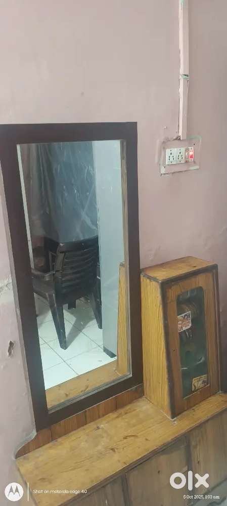 Dressing table
