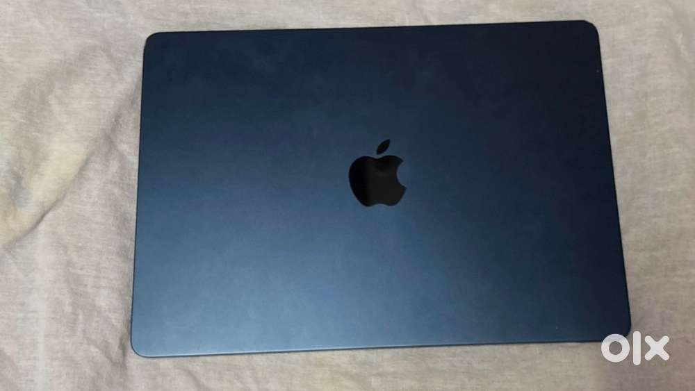 MacBook Air M4 (16GB + 256GB) For Sale