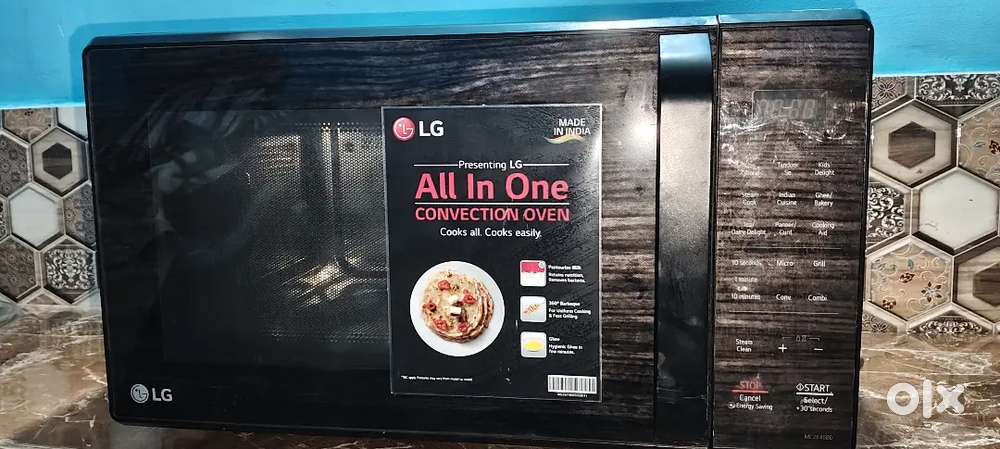 LG 28L Convection Microwave, Excellent Condition, Bought Last Year