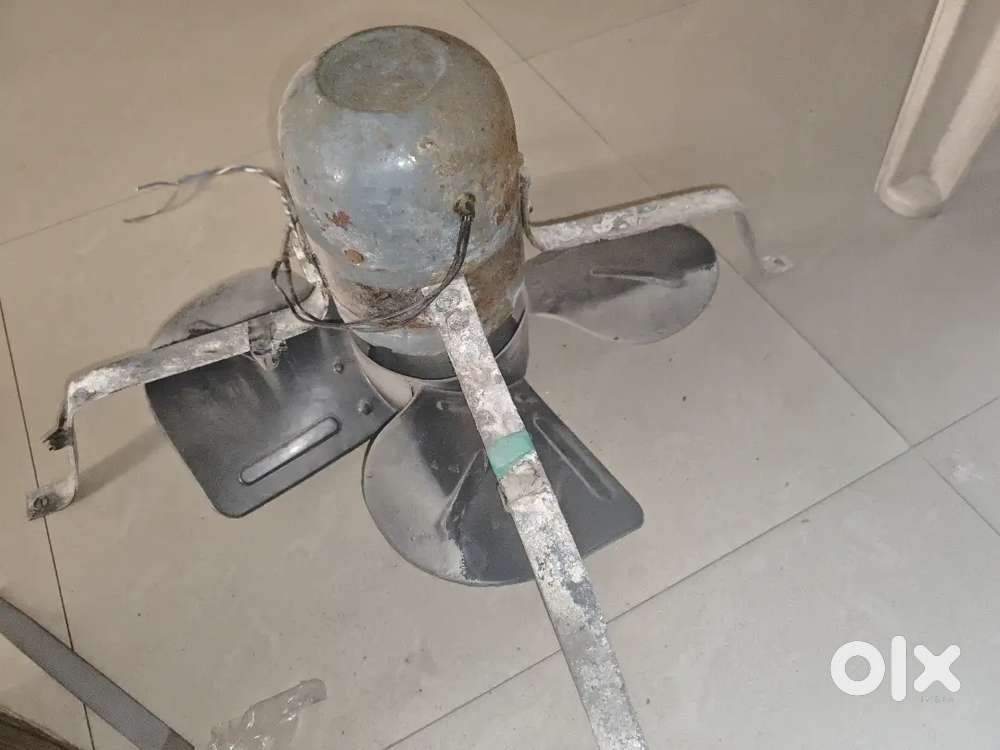Exhaust fan 18 inch