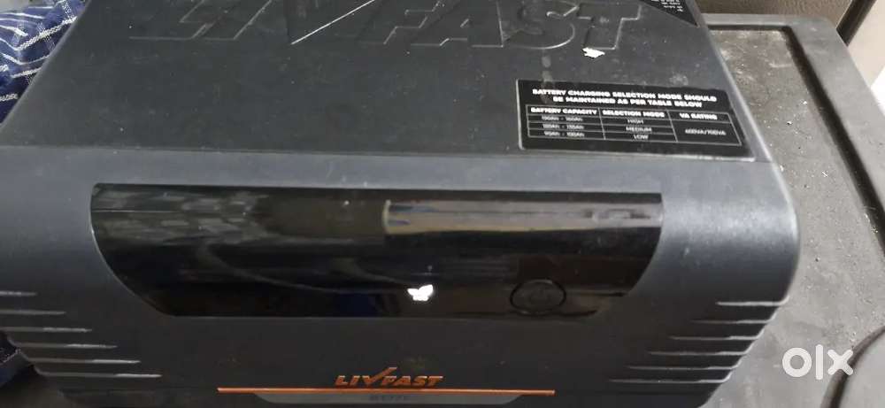 Livfast Inverter + Battery + Trolley (All in Excellent Condition)