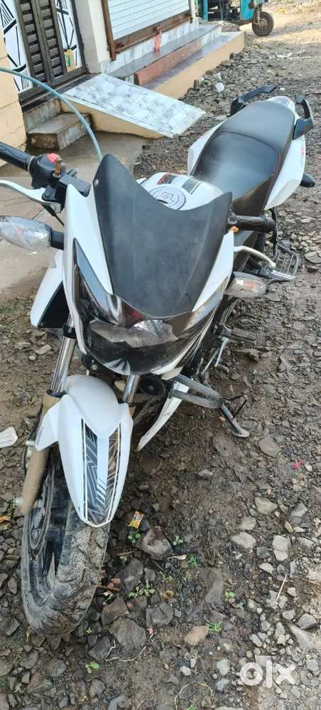 Tvs apache rtr 180 cc gadi achi h kuch bhi kam nhi h