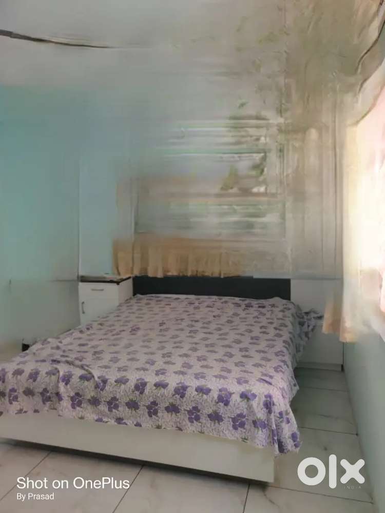 Bed wooden